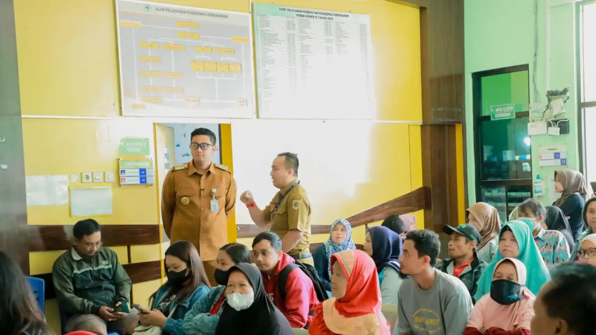 Bupati Klaten Hamenang Wajar Ismoyo cek pelayanan di Puskesmas Kebonarum menindaklanjuti aduan masyarakat. (Dokumentasi Bagian Prokopim Setda Klaten)