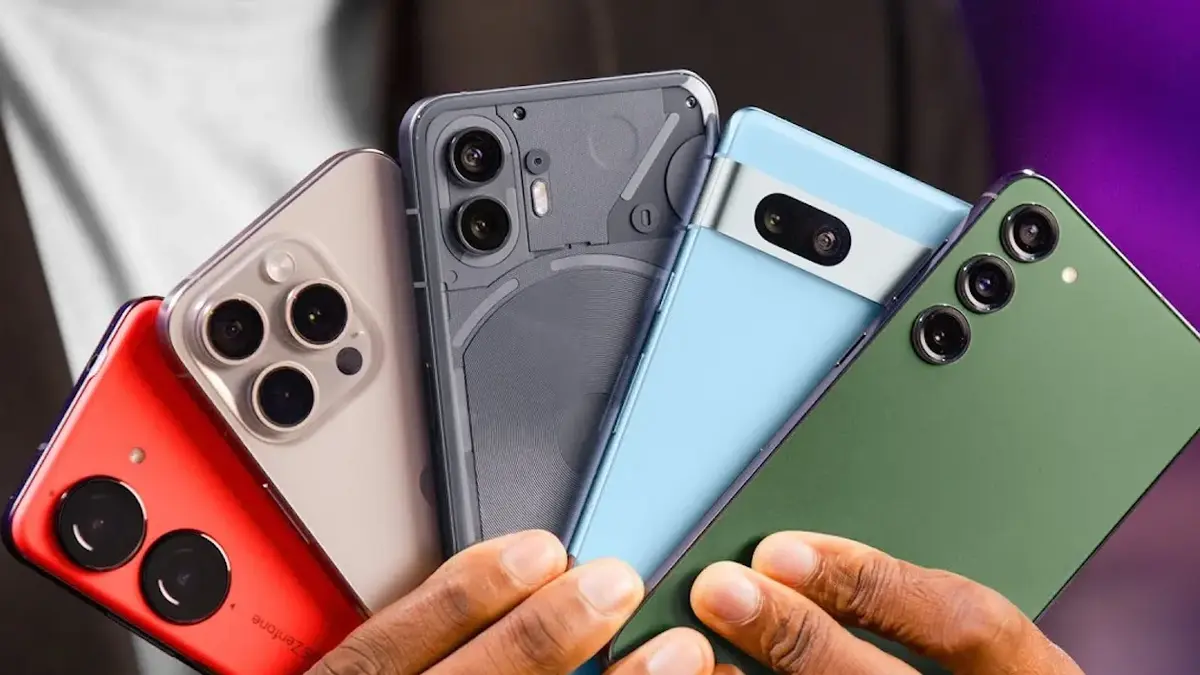 Harga HP Samsung, Xiaomi, OPPO Kompak Naik April 2026, Cek Daftar Lengkapnya!(YouTube/ Marques Brownlee)