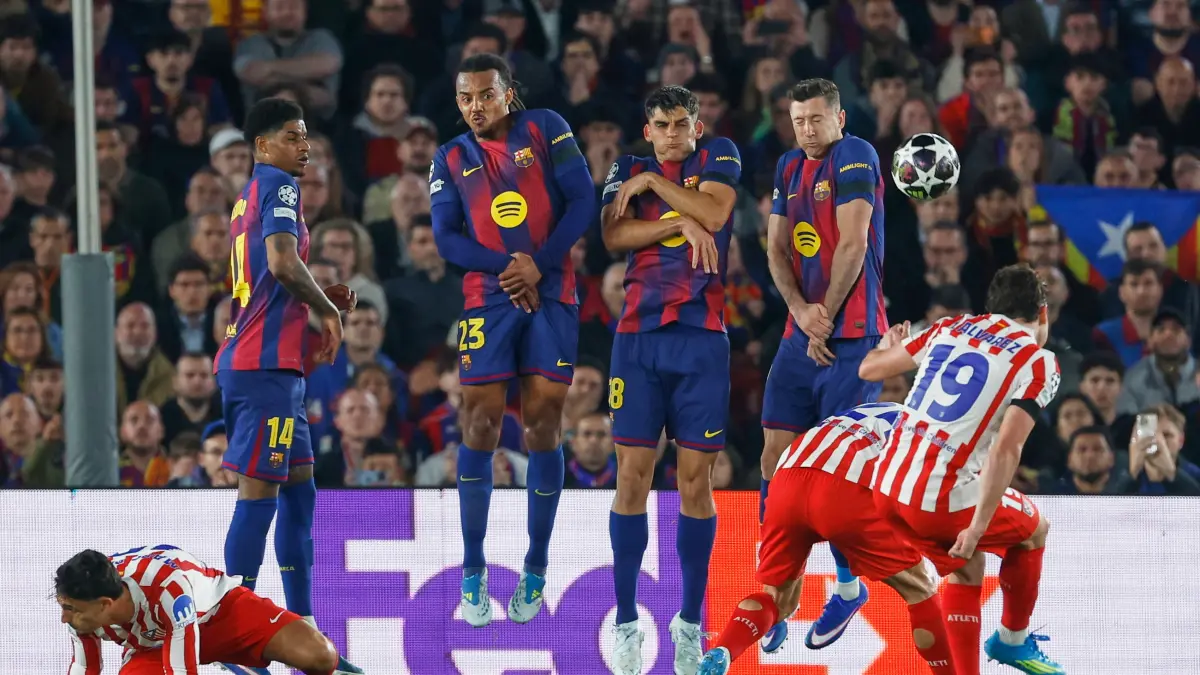 Hasil Lengkap Liga Champions 2025-2026: PSG Tundukkan Liverpool, Atletico Madrid Bungkam Barcelona di Camp Nou (X.com/@TSN_Edge)