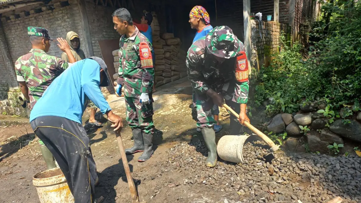 Jembatan Garuda yang melintasi Sungai Cemara di Desa Tempuran, Kecamatan Simo, Boyolali mulai dibangun, Rabu (15/4/2026).