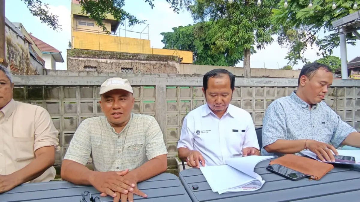 MAKI dan LP3HI ajukan judicial review tentang perjanjian internasional Indonesia. (A Christian/Radar Solo)