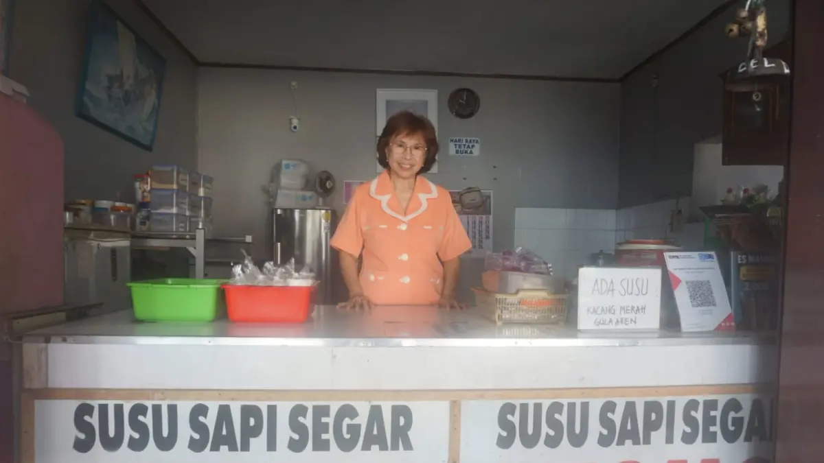 Kedai susu segar utomo di Jalan Hos. Cokroaminoto No.1, Kelurahan Kabupaten. (ANGGA PURENDA/RADAR SOLO)