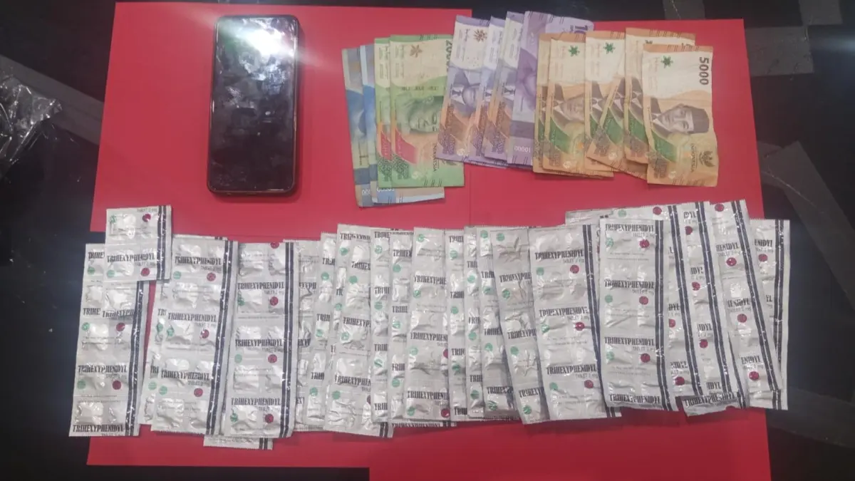 Obat keras daftar G jenis trihexyphenidyl yang diamankan Satres Narkoba Polres Karanganyar, Sabtu (18/4/2026) dini hari. (Rudi Hartono/Radar Solo)