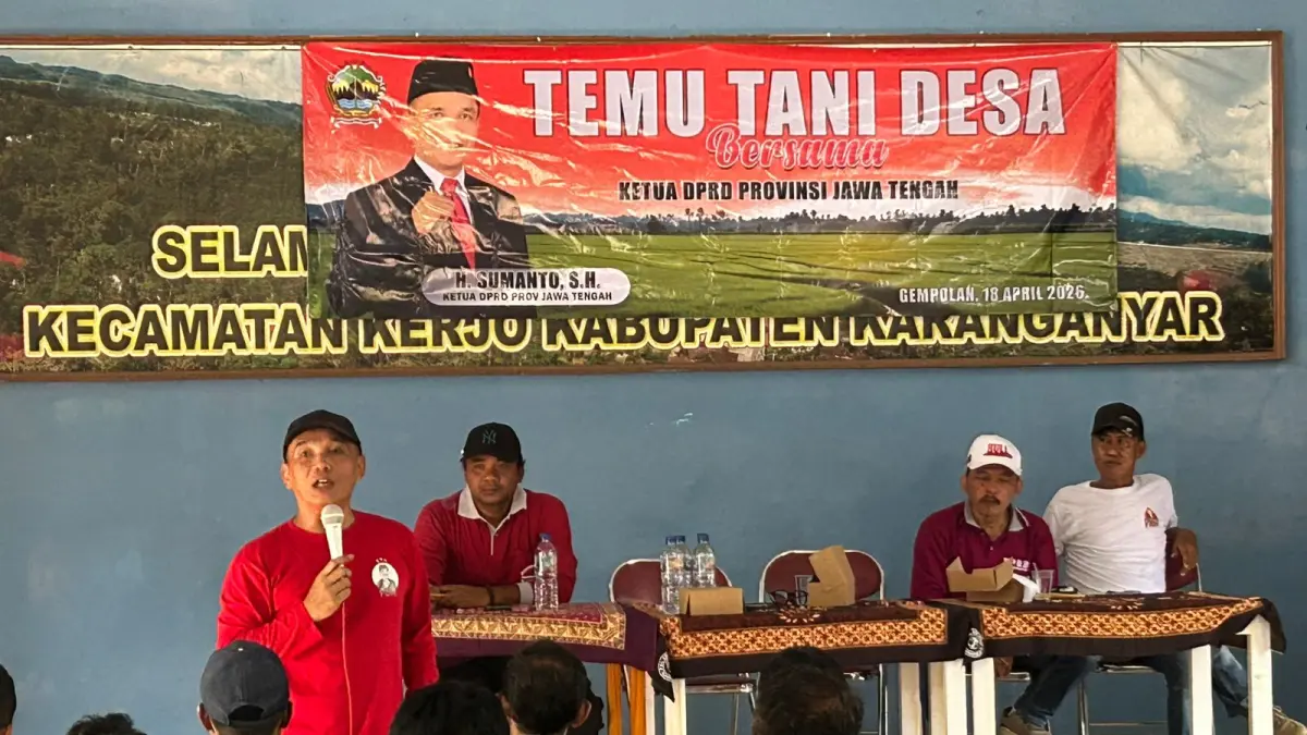 Sumanto mendorong warga mengembangkan potensi ke pembibitan unggul durian, teknik budidaya modern, fasilitas pascapanen, dan akses pasar. (ISTIMEWA)