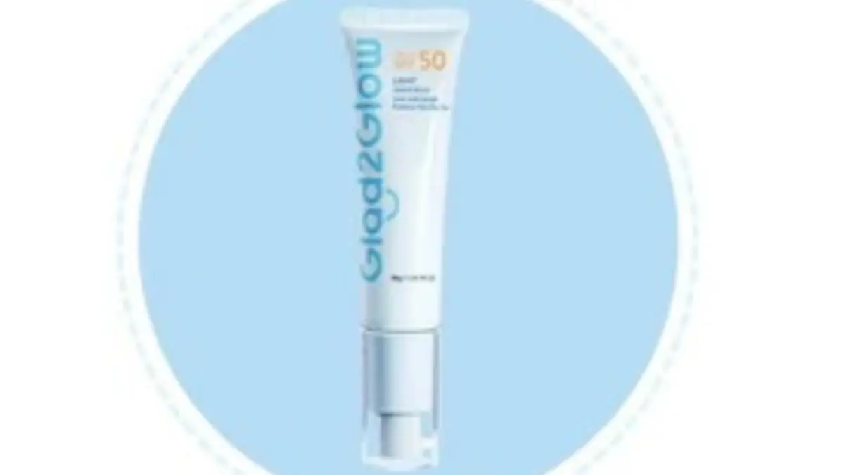  Glad2Glow Ultra Light Sunscreen Gel SPF 50 PA+++