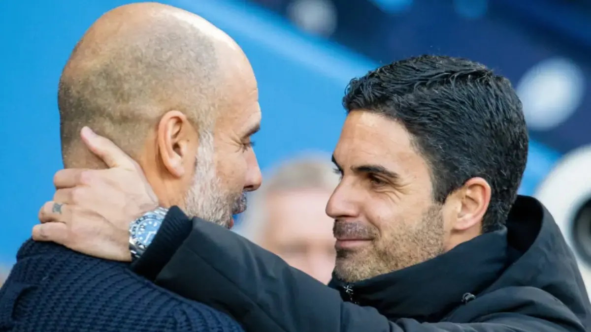Pelatih Manchester City Pep Guardiola dan Pelatih Arsenal Mikel Arteta adu kuat menuju tangga juara EPL. (Jawapos.com/Dok. Man City)

