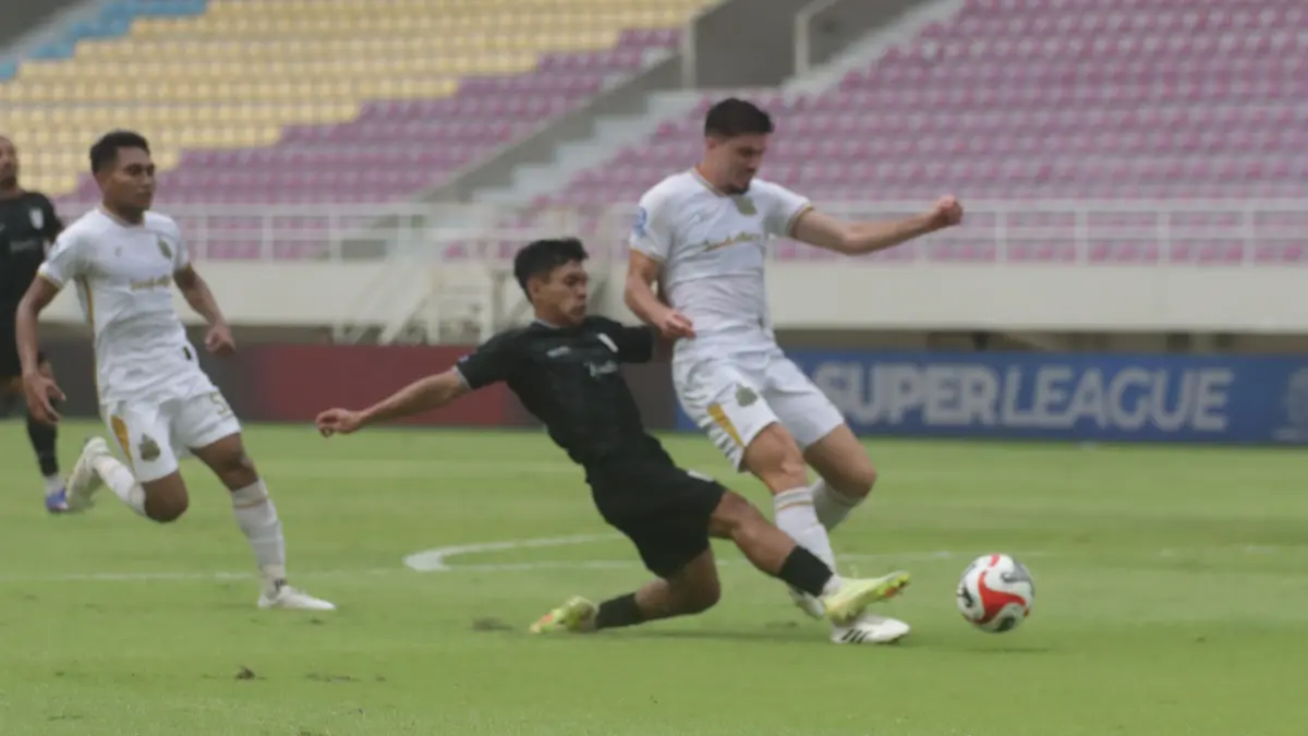 Persis Solo comeback dengan tundukkan Bhayangkara FC 2-1 di Stadion Manahan, Rabu (22/4/2026). (M IHSAN/RADAR SOLO)