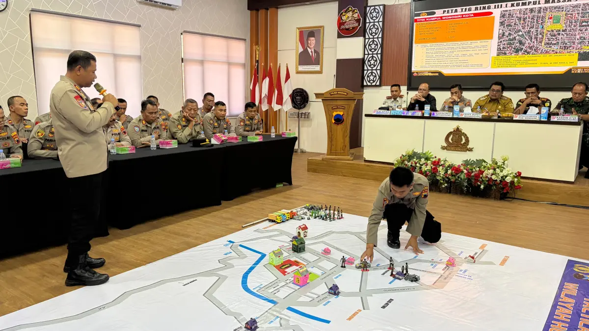 Simulasi Tactical Floor Game di Aula Sanika Satyawada Mapolres Wonogiri, Selasa (21/4/2026). (IWAN ADI/RADAR SOLO)