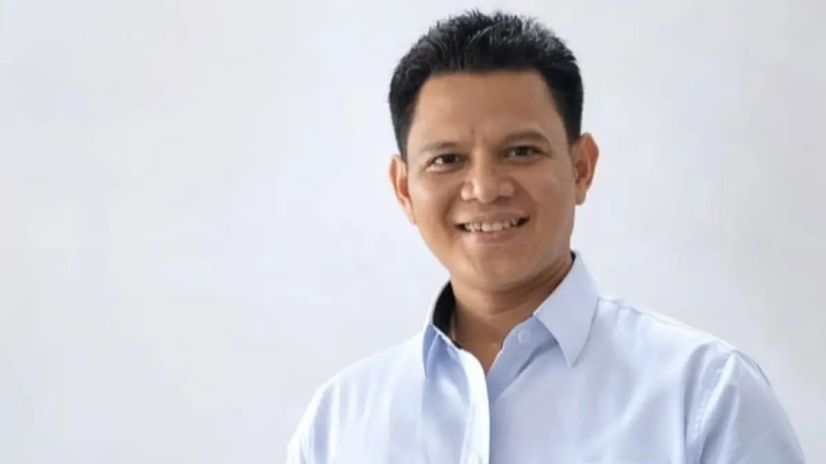 Hanya dalam kurun waktu 1 tahun setelah memperoleh gelar S2, Harits Setyawan diterima bekerja di 7 kampus negeri dan swasta sekaligus hingga mencakup 4 kota yang ada di provinsi Lampung, yaitu Tanggamus, Pringsewu, Pesawaran, dan Bandar Lampung. (DOK.PRIBADI)

&nbsp;