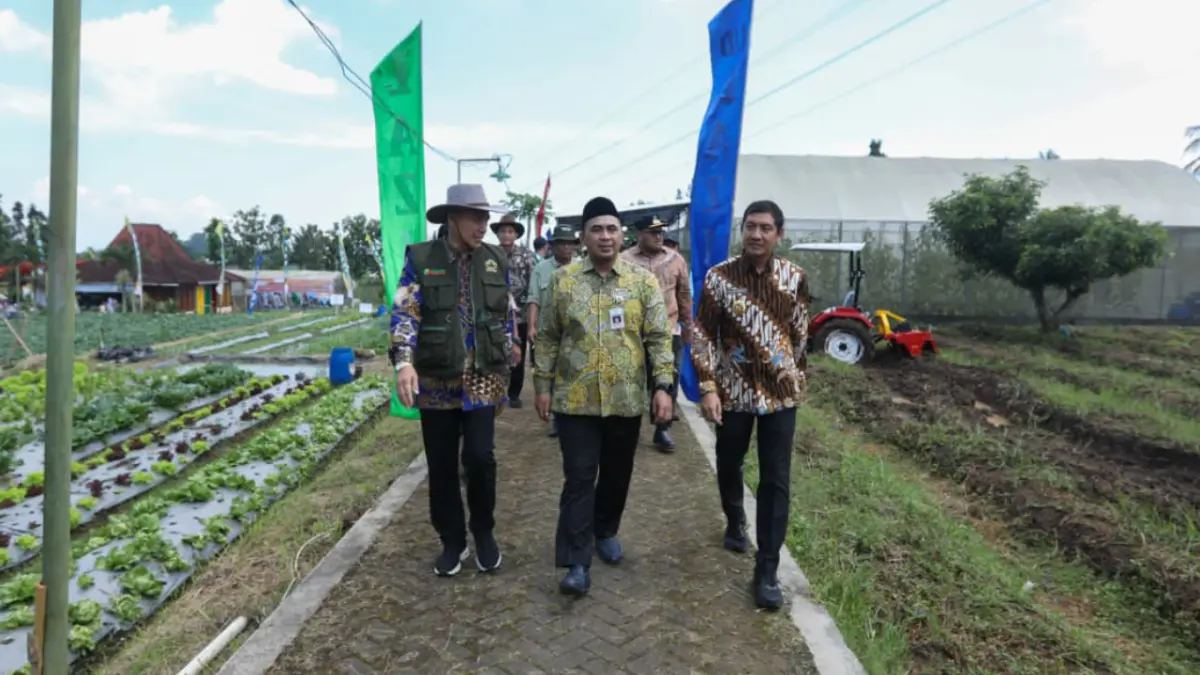 Wakil Gubernur Jawa Tengah, Taj Yasin Maimoen, saat meresmikan pembukaan PADI Jawa Tengah 2026 di Soropadan Agro Center, Kabupaten Temanggung, Kamis (23/4/2026).&nbsp;