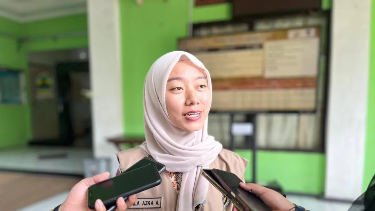 Humas PPIH Embarkasi Solo, Nabiila Azka Amaalia (ABDUL KHOFID/RADAR SOLO)
