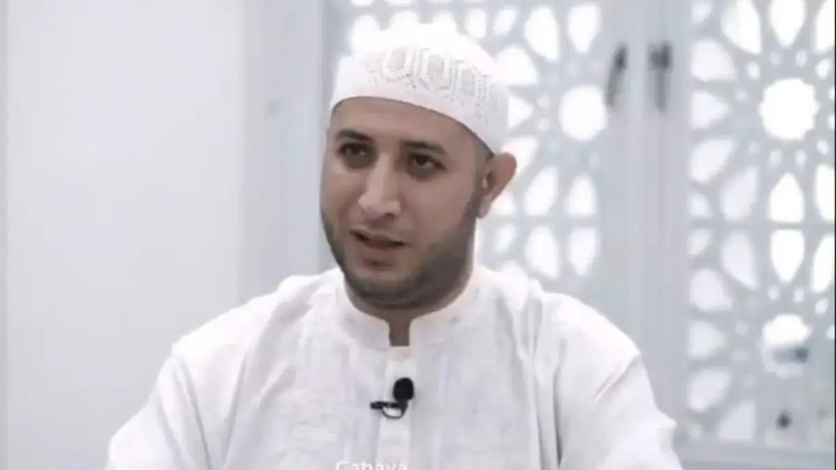 Syekh Ahmad Al Misry dikaitkan netizen sebagai tokoh agama inisial SAM, diduga melakukan pelecehan seksual sesama jenis. (Instagram: ahmad_almisry2)