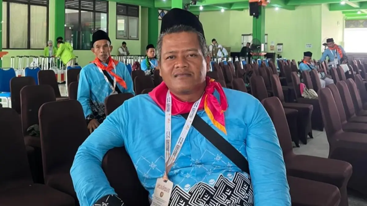Muqorobin Ngadiman, tukang pentol asal Kecamatan Susukan, Kabupaten Semarang yang akhirnya bisa berhaji. (ABDUL KHOFID/RADAR SOLO)