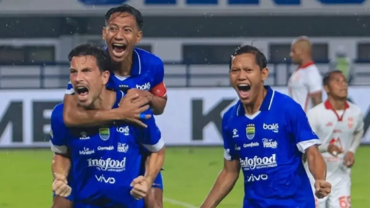 Persib Bandung resmi rebut tahta puncak klasemen BRI Super League dari Borneo FC. (Dok Persib)