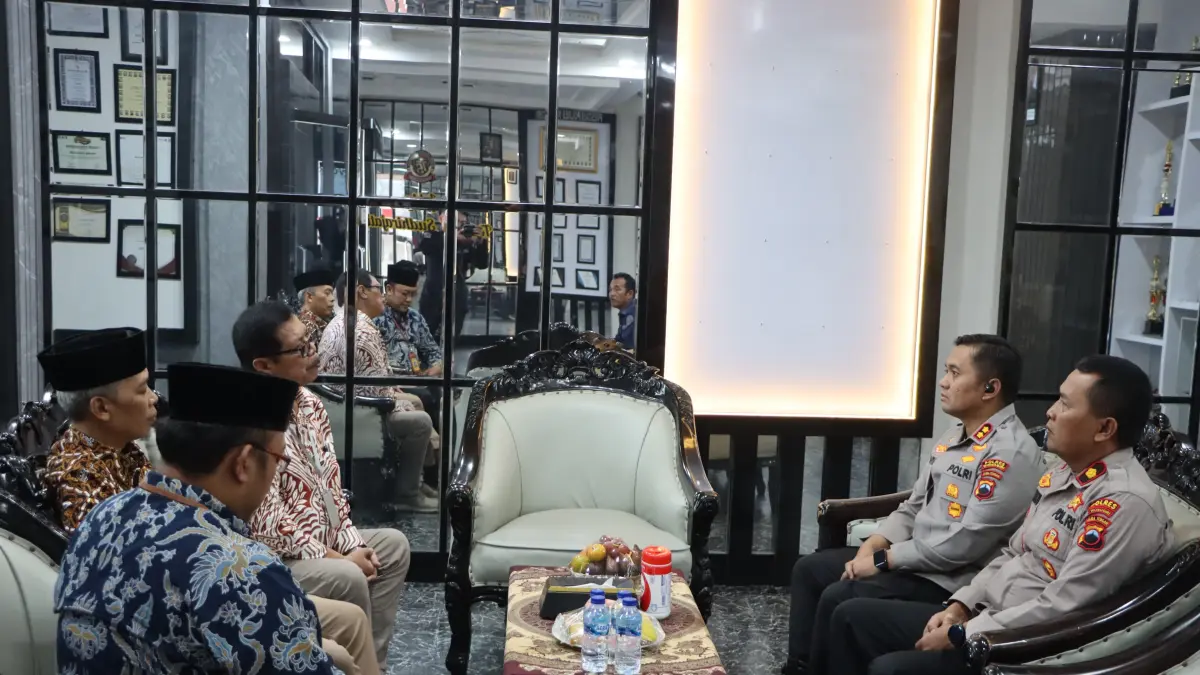 Pertemuan strategis antara jajaran Polres Wonogiri dan Bawaslu setempat belum lama ini. (IWAN ADI/RADAR SOLO)