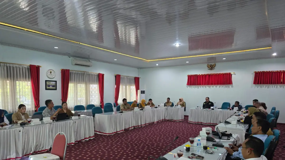 DPRD Sragen memanggil manajemen PT CWII, Karangmalang yang baru saja mem-PHK ratusan karyawannya. (Ahmad Khairudin/Radar Solo)