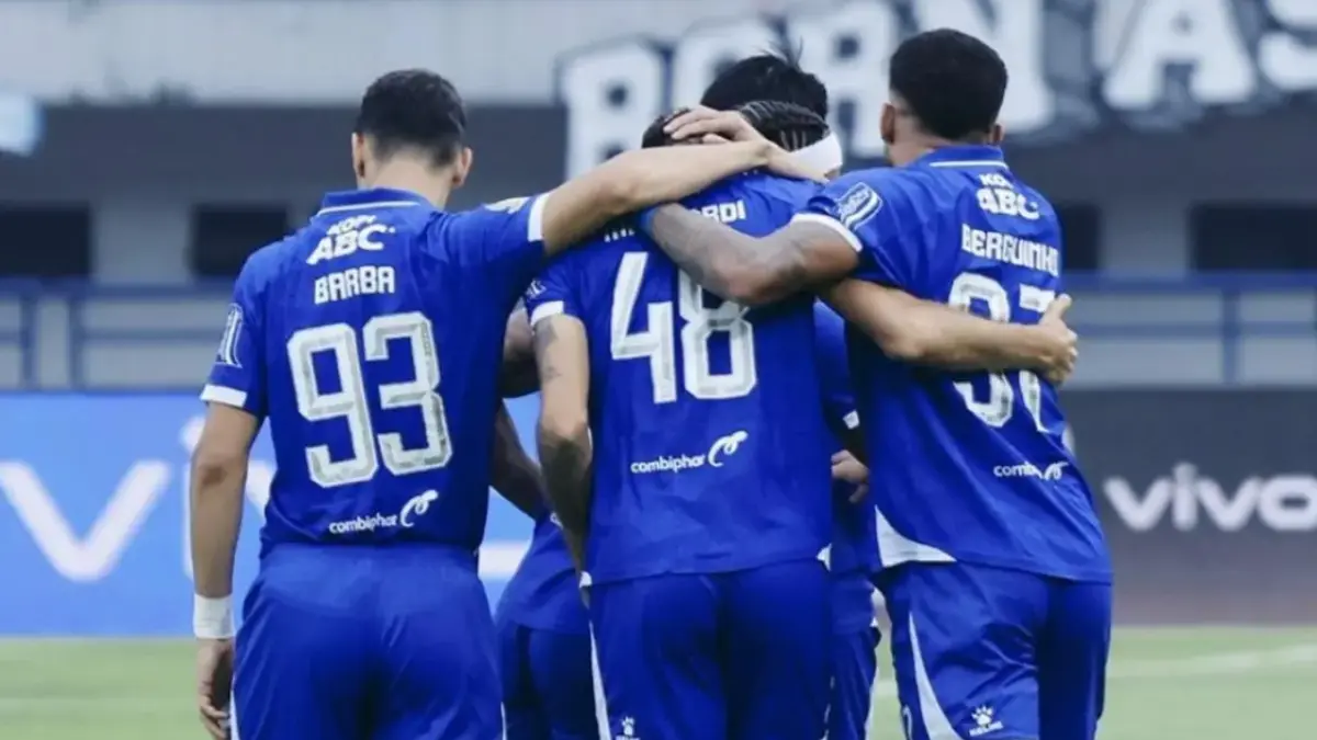 Persib Bandung kian dominasi klasemen BRI Super League 2025/2026 usai kalahkan PSIM Yogyakarta. (Instagram Persib)