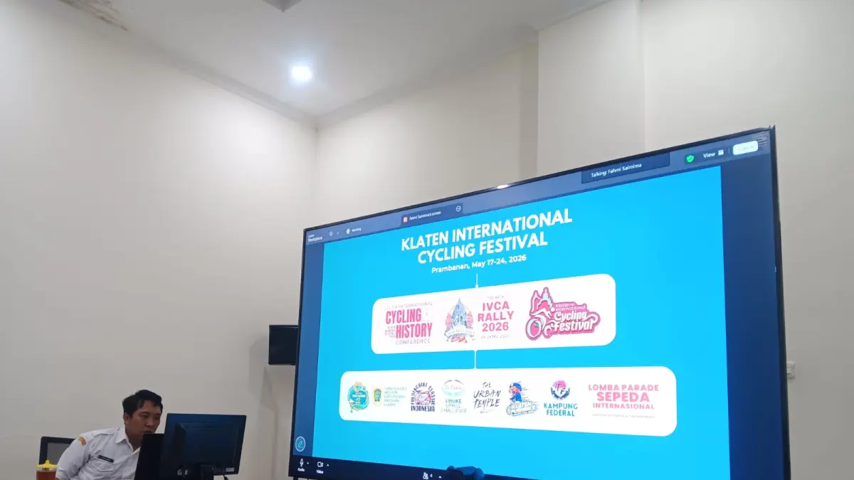 Rapat koordinasi terkait Klaten International Cycling Festival (KLIC Fest) di Kantor Diskominfo Klaten. (Angga Purenda/Radar Solo)