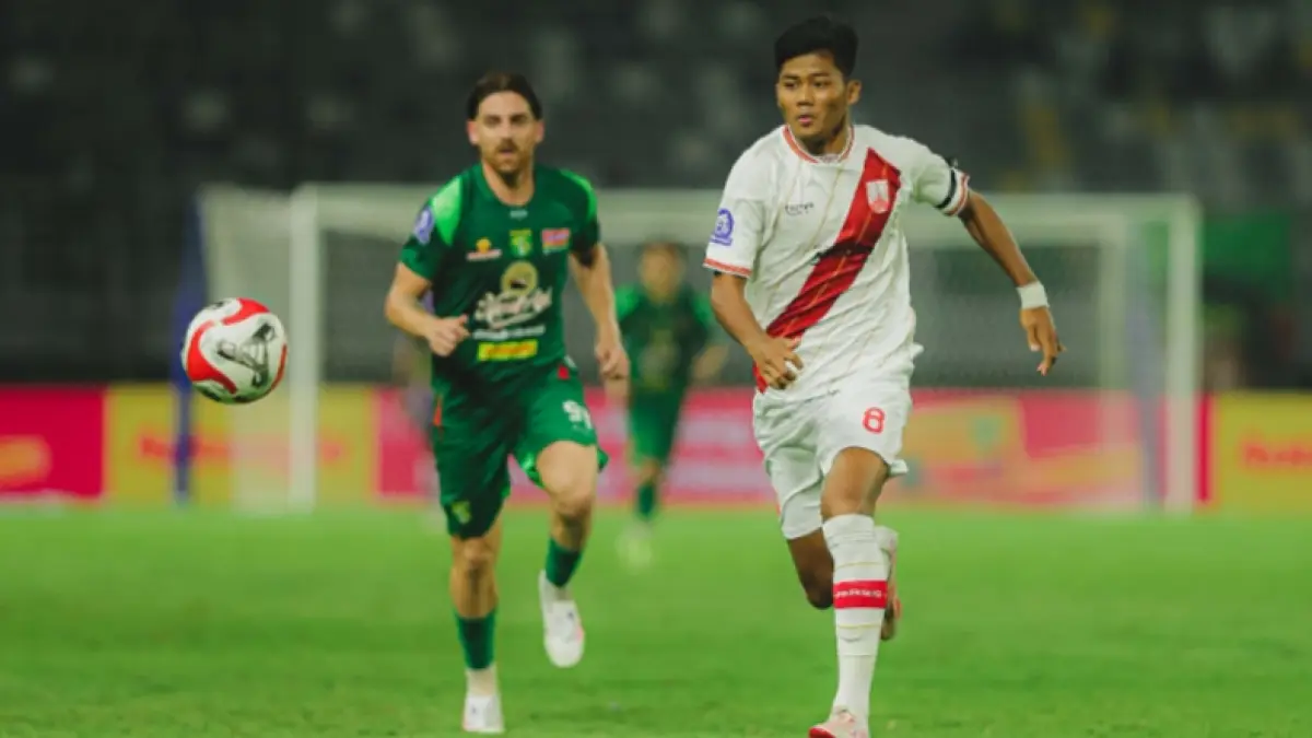 Striker Persis Solo Arkhan Kaka saat bermain melawan Persebaya Surabaya di Super League 2025/2026. (TIM MEDIA PERSIS SOLO) 