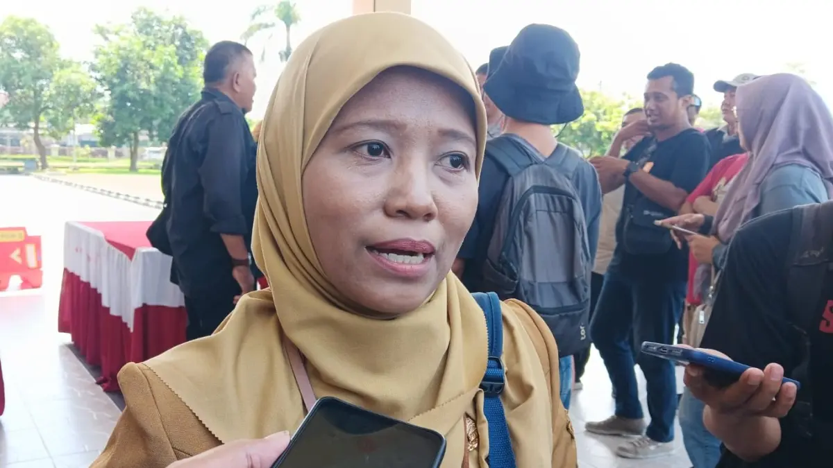 Plt Kepala UPTD Perlindungan Perempuan dan Anak (PPA) Dissos P3APPKB Klaten Auli Septa Arini. (Angga Purenda/Radar Solo)