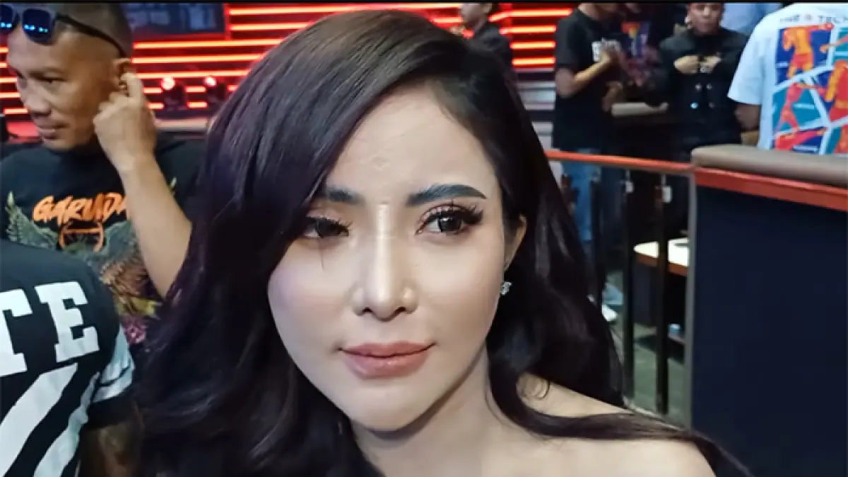 Siapa Sosok Bupati R? Ayu Aulia Bongkar Bukti Lengkap Kedekatan, Simpan Pengakuan Kehilangan Rahim dan Pertemuan di Hotel