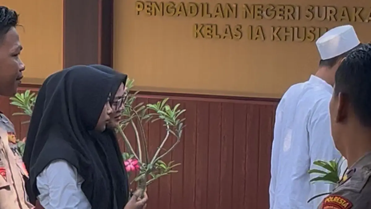 LESU: SAH saat jalani persidangan di Pengadilan Negeri (PN) Surakarta. (ANTONIUS CHRISTIAN/RADAR SOLO)