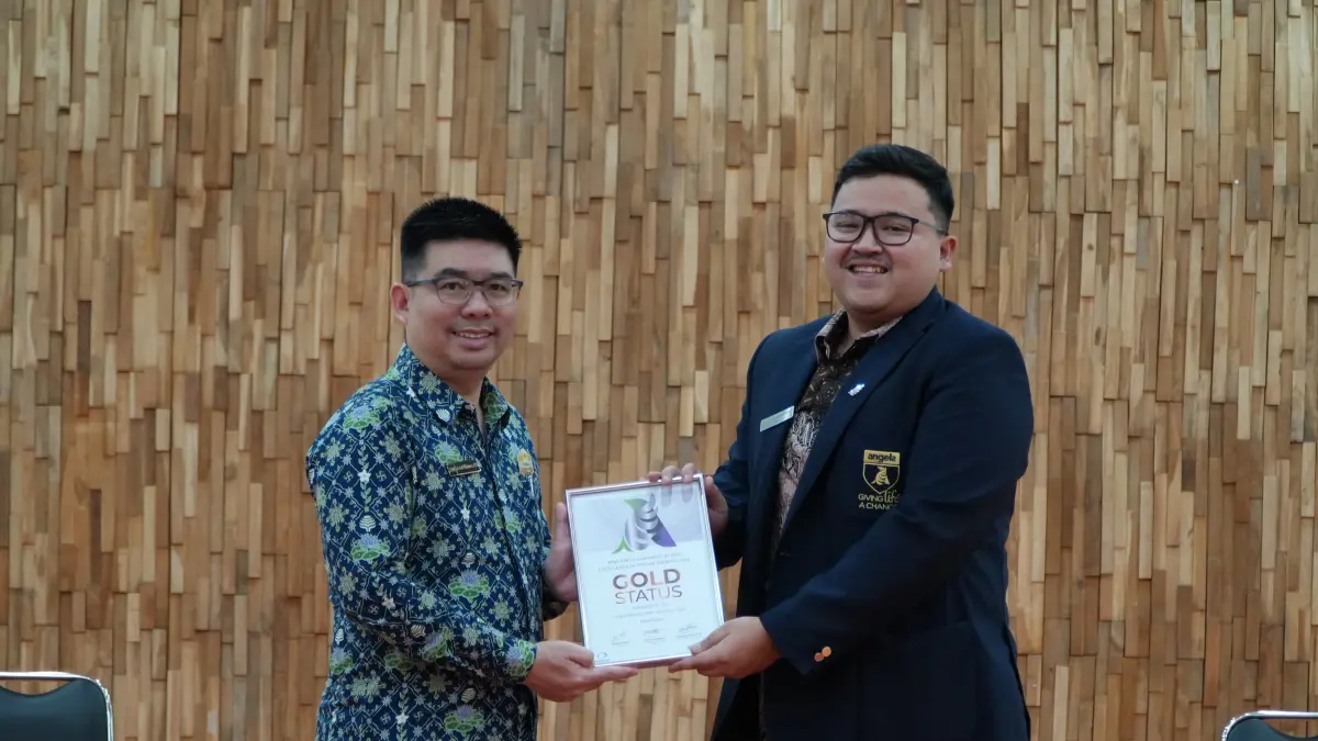 RS Dr. OEN Kandang Sapi Solo menerima penghargaan