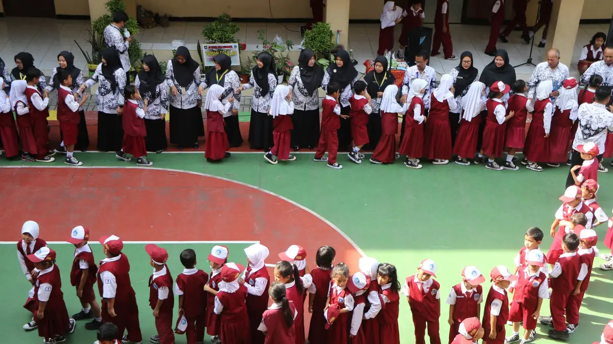 Kebutuhan guru di sekolah negeri di Kota Solo belum mampu dipenuhi semua oleh ASN. (Arief Budiman/Radar Solo)