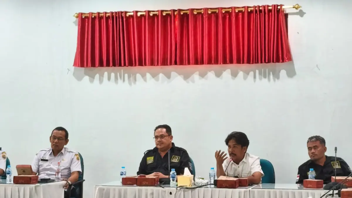 Komisi IV DPRD Sragen memanggil manajemen PT DMST, Kamis (14/5/2026). (Ahmad Khairudin/Radar Solo)