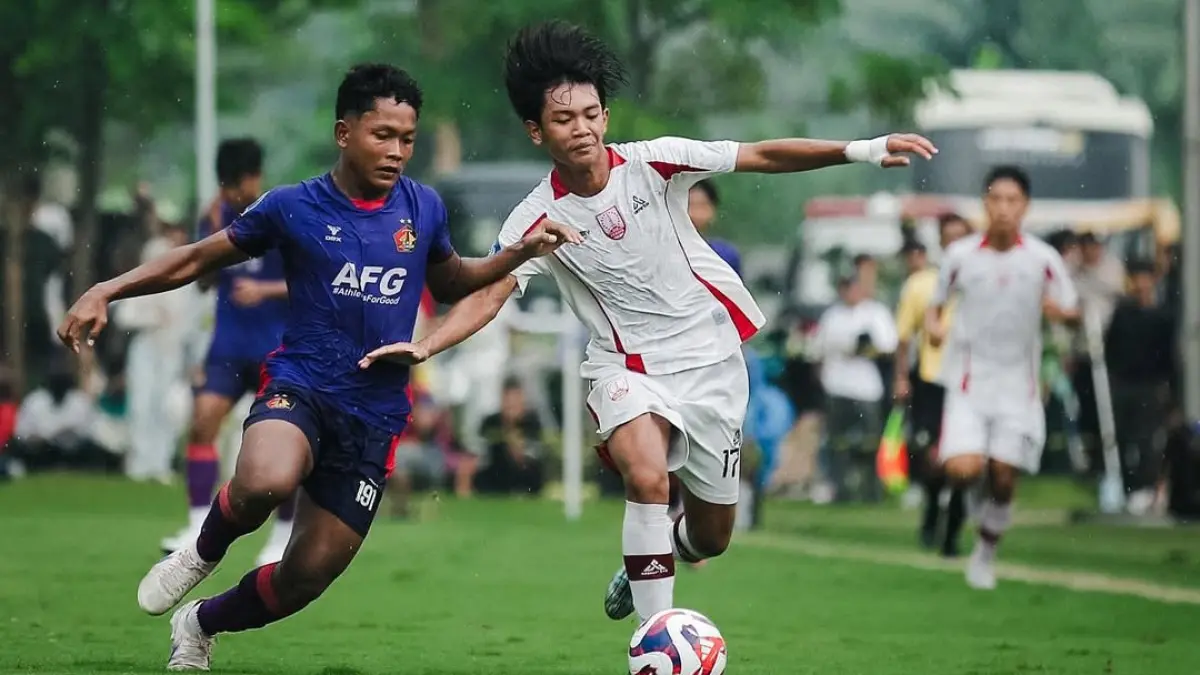 UNJUK GIGI: Pertandingan Persis Solo U-16 vs Persik Kediri U-16 di Lapangan Garudayaksa Football Academy, Sabtu sore (16/5/2026). (TIM MEDIA PERSIS SOLO)