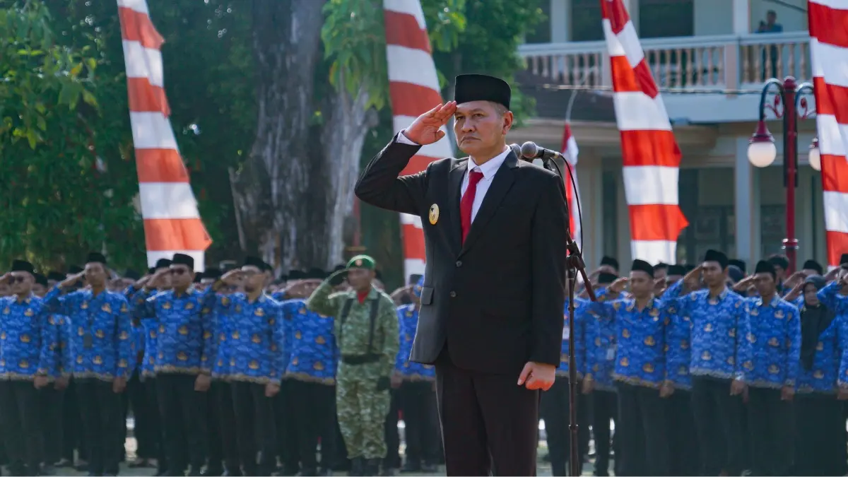 Bupati Wonogiri Setyo Sukarno pimpin upacara Hari Jadi ke-285 Kabupaten Wonogiri dan peringatan Hari Kebangkitan Nasional ke-118  di Alun-Alun Giri Krida Bakti, Rabu (20/5/2026). (IWAN ADI/RADAR SOLO)