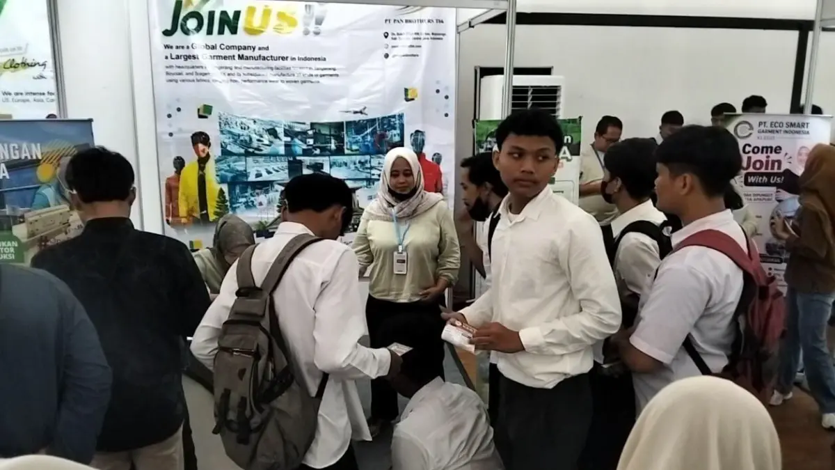 Job Fair dan Entrepreneurship 2026 yang diselenggarakan oleh Forum Komunikasi Bursa Kerja Khusus (FKBKK) Boyolali, Kamis (21/5/2026). (ABDUL KHOFID/RADAR SOLO)