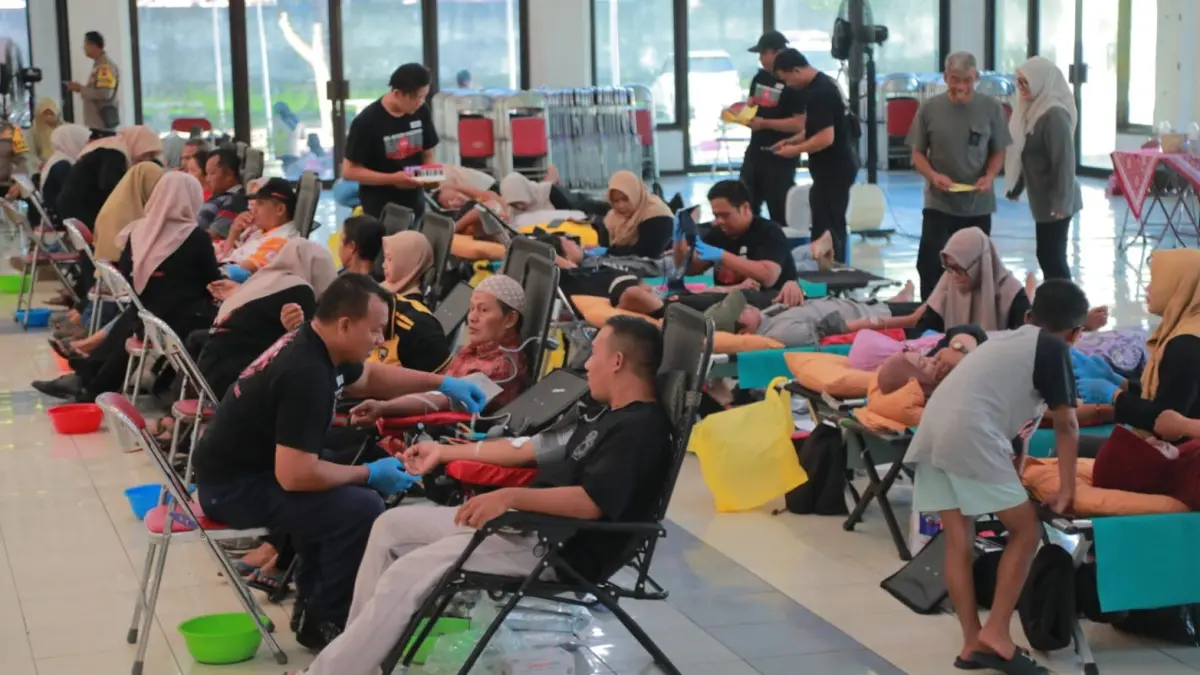 Donor darah yang digelar Polres Klaten di Gedung Sunan Pandanaran RSPD Klaten, Minggu (24/5/2026). (DOK.POLRES KLATEN)