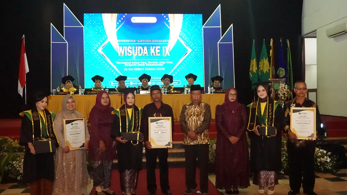Momen Haru Wisuda ke-IX Unisa Surakarta: Luluskan 189 Sarjana Keperawatan, Kedepankan Inklusivitas dan Nilai Kemanusiaan