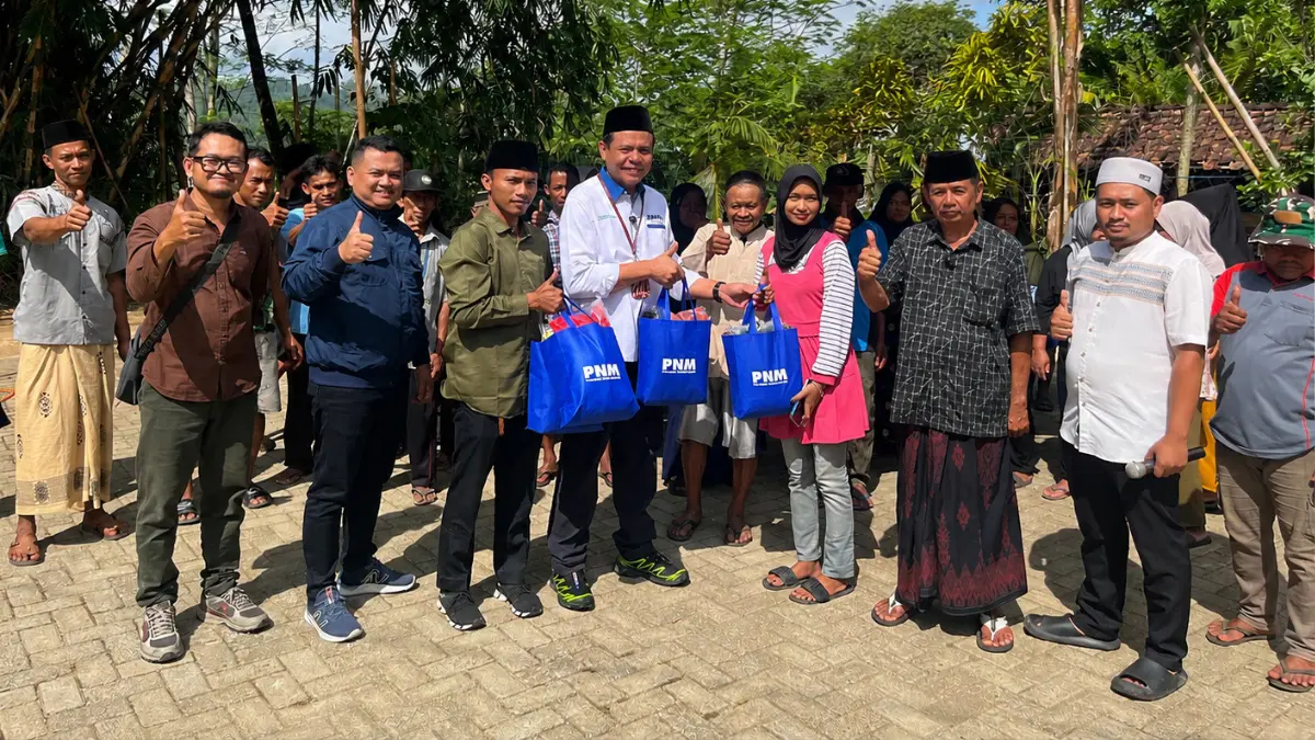 Melalui semangat RE3 FOR-E: Reduce, Re-love, Restyle for Environment, Economy, Empowerment, and Education, PT Permodalan Nasional Madani (PNM) menghadirkan gerakan sederhana yang menghubungkan kepedulian lingkungan dengan pemberdayaan ekonomi. (ISTIMEWA)