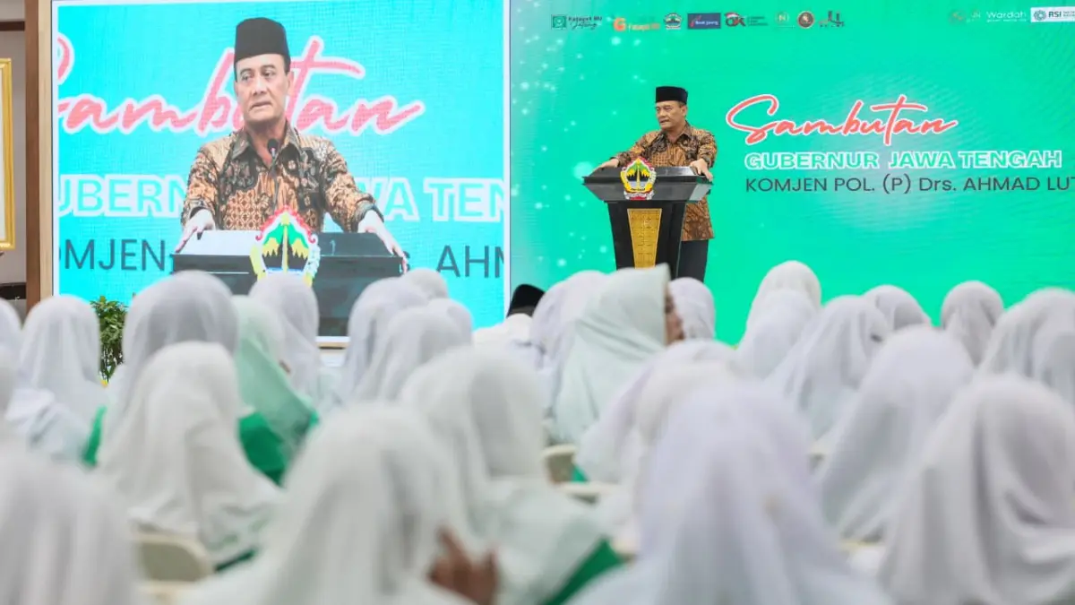 Gubernur Jateng Ahmad Luthfi sampaikan paparan pada peringatan Hari Lahir ke-76 Fatayat NU di Gedung Gradhika Bhakti Praja, Kota Semarang, Sabtu (30/5/2026). (PEMPROV JATENG)