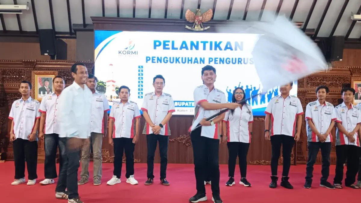 Pengurus Indonesia Esports Association (IESPA) Kabupaten Klaten masa bakti 2026–2030 resmi dilantik di Pendapa Pemkab Klaten. (Angga Purenda/Radar Solo)
