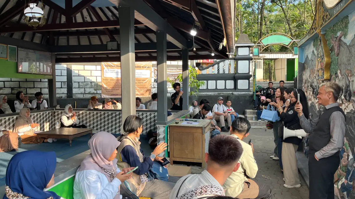 Paguyuban Duta Wisata Wonogiri gelar Wonogiri Historical Trip (WHT) dengan menyusuri sejumlah situs bersejarah di wilayah Kecamatan Selogiri, Minggu (31/5/2026). (IWAN ADI/RADAR SOLO)