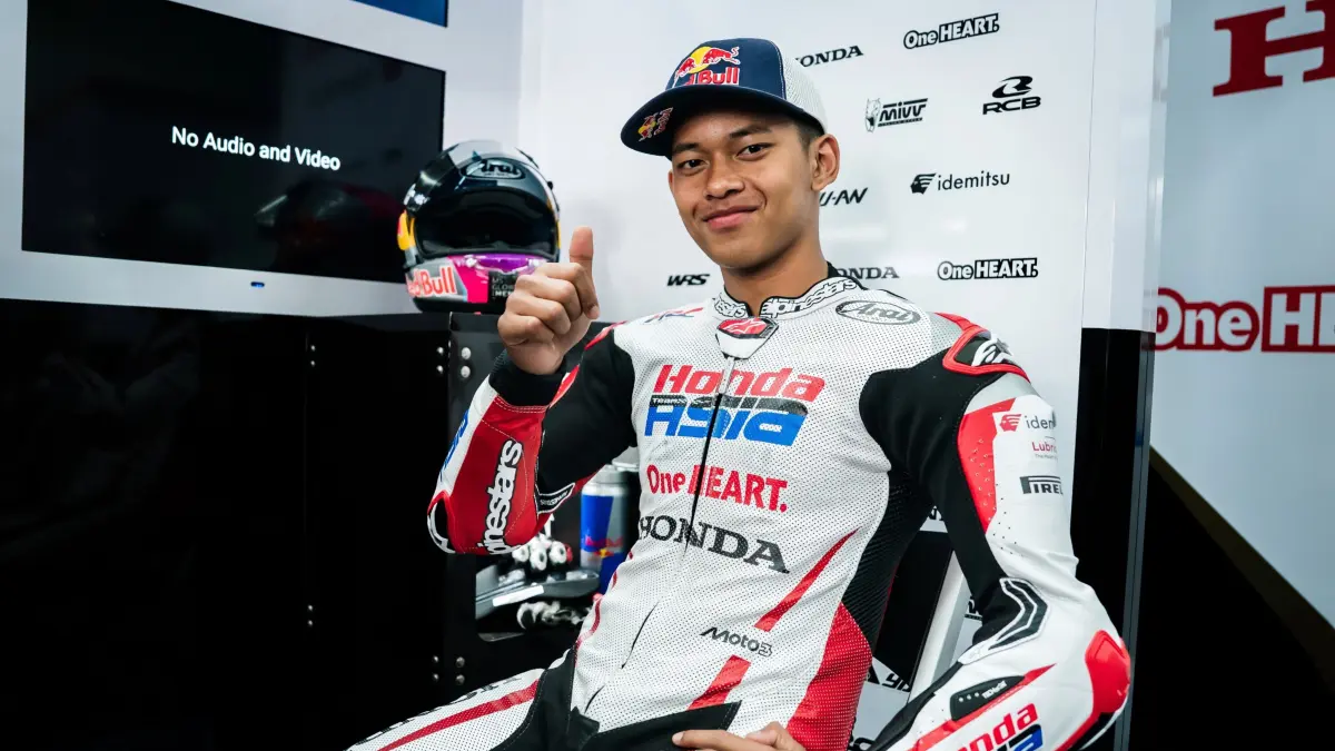 Belum Balapan, Veda Ega Pratama Mendadak Naik ke Peringkat 4 Klasemen Moto3 2026, Ini Penyebabnya (Honda Team Asia)
