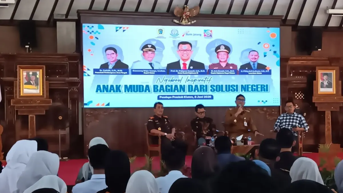 Acara dialog interaktif bertajuk "Ngobrol Inspiratif: Anak Muda Bagian dari Solusi Negeri di Pendapa Pemkab Klaten, Senin (8/6/2026). (Angga Purenda/Radar Solo)
