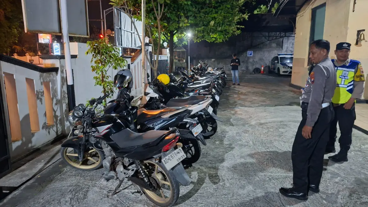 Sepeda motor dengan knalpot brong diamankan Polresta Solo.
