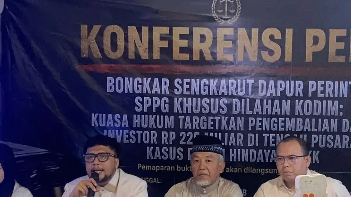 Investor asal Sukabumi, H Mujazin dan kuasa hukum.