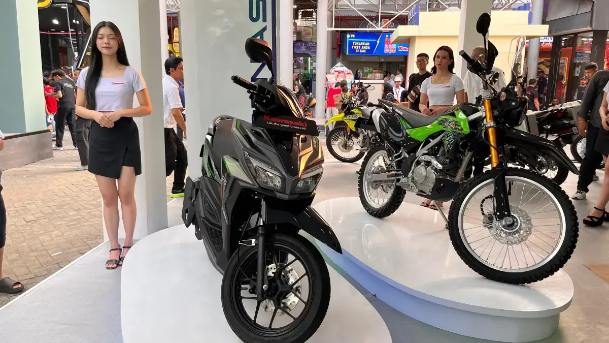 Kawasaki Brusky 125 tampilannya mirip dengan Honda Vario 125. (Dony/JawaPos.com)