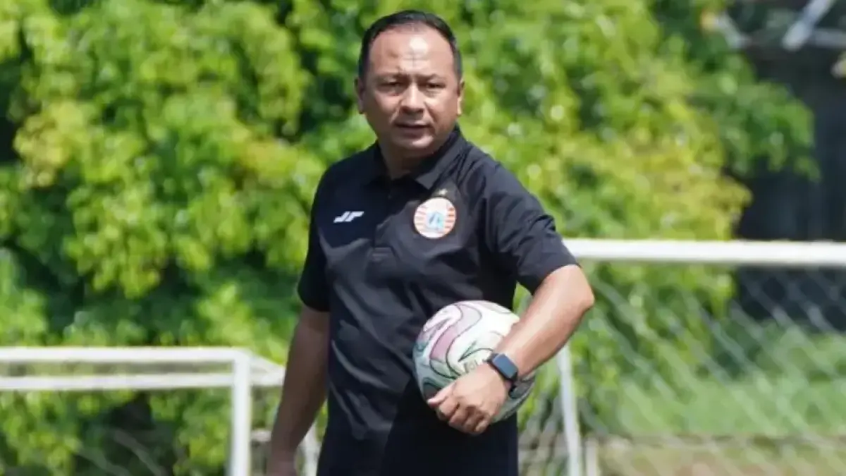 Ricky Nelson saat jadi asisten pelatih Persija Jakarta. (INSTAGRAM RICKY NELSON)