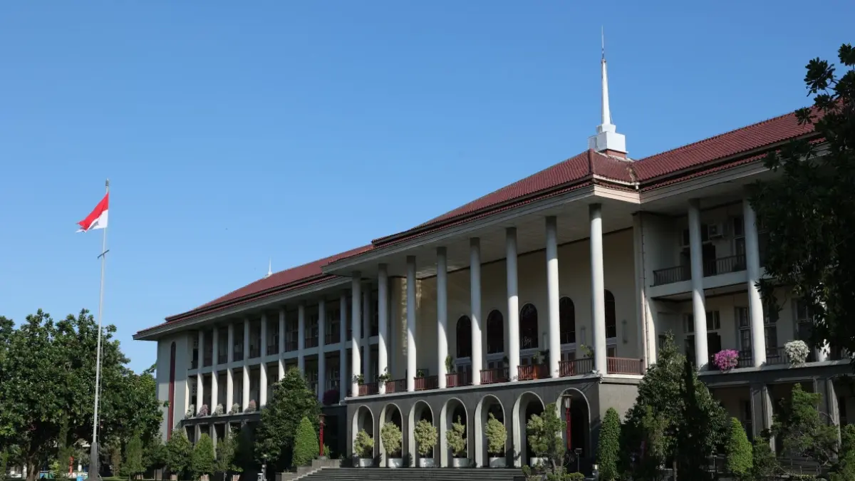 Universitas Gadjah Mada (UGM).