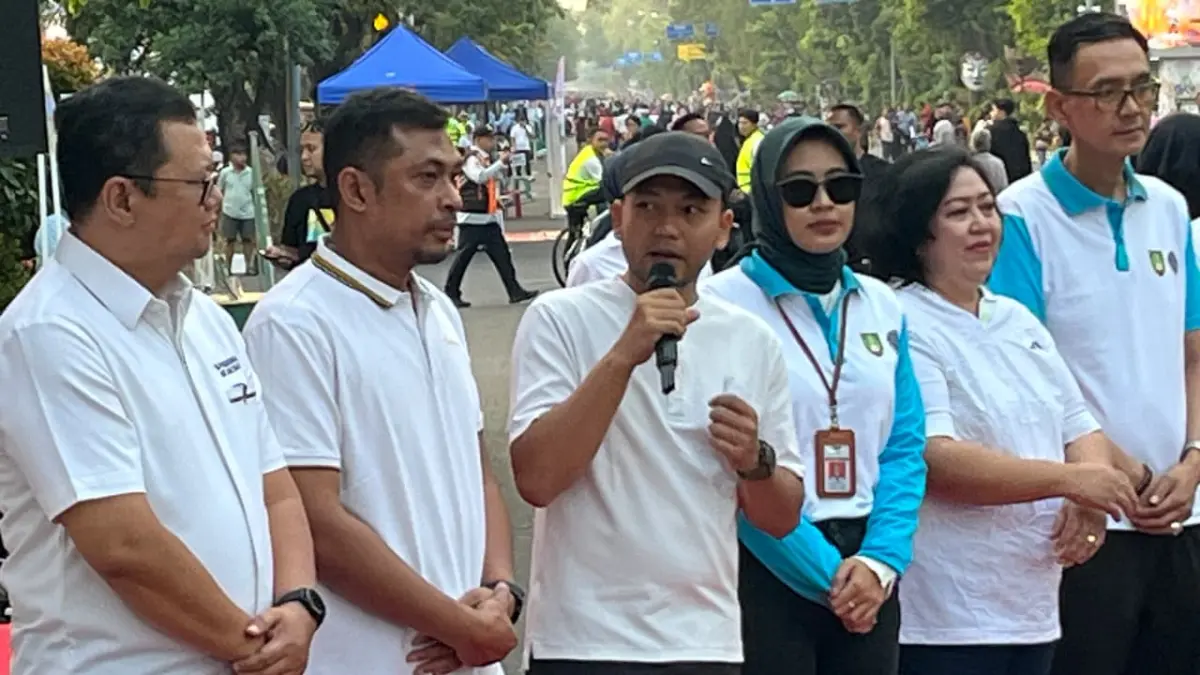 SOSIALISASI: Wali kota dan wawali hadiri literasi keuangan yang digelar di Solo CFD. (SILVESTER KURNIAWAN/RADAR SOLO)
