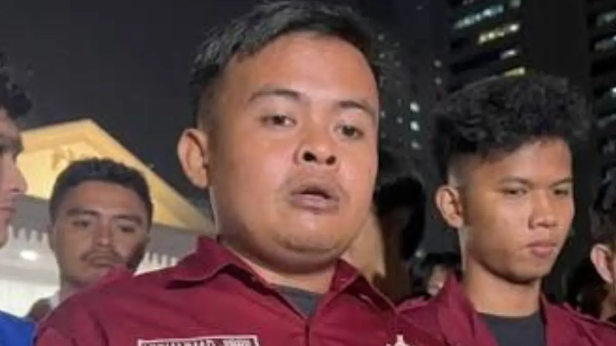 Ketua BEM FH UGM Muhammad Abdimaludin akui terima uang Rp20 juta usai demo yang berujung audensi dengan Wapres Gibran Rakabuming Raka. 