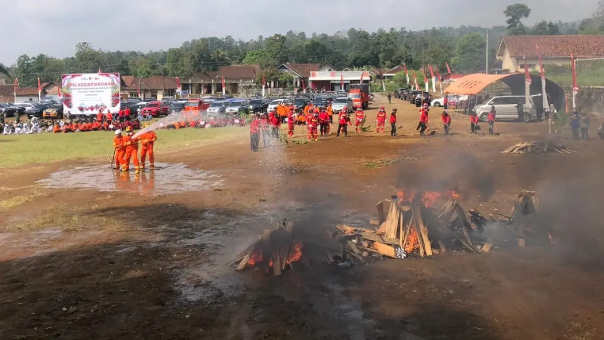 Apel kesiapsiagaan pengendalian kebakaran hutan dan lahan (Karhutla) 2026 di Bumi Perkemahan Indra Prastha, Desa Candisari, Kecamatan Gladagsari, Kabupaten Boyolali, Rabu (24/6/2026). (ABDUL KHOFID/RADAR SOLO)