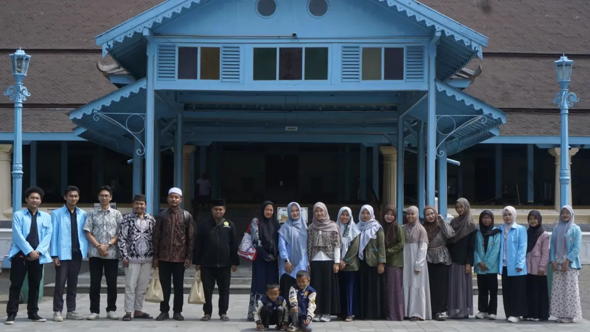 FSRD UNS Dorong Penguatan Identitas Visual Masjid Agung Surakarta untuk&nbsp;Wisata Religi&nbsp;