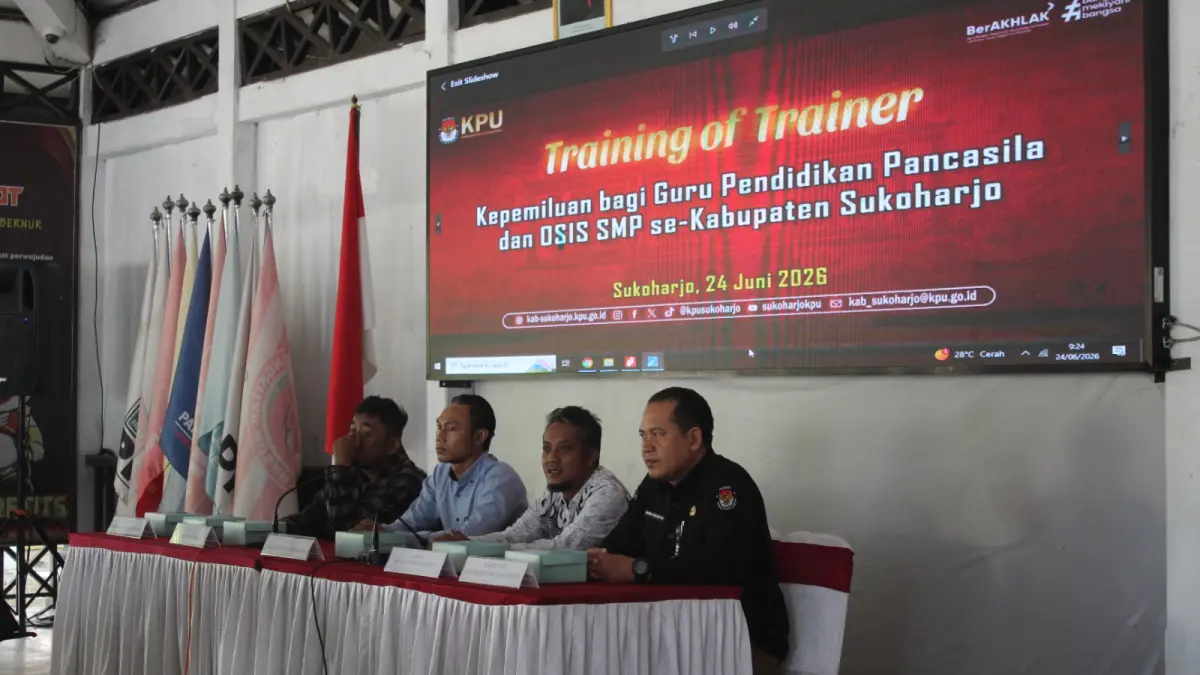 Training of Trainee kepemiluan di pendapa kantor KPU Sukoharjo, Rabu (25/6). (DOK. KPU SUKOHARJO)